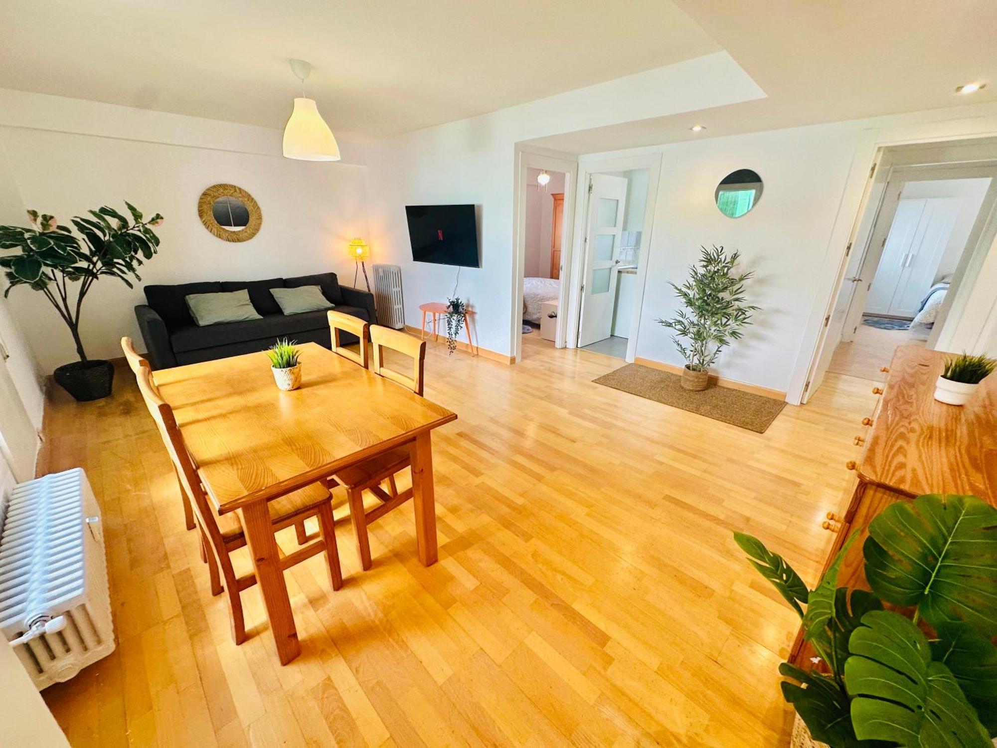 La Ibiza Del Pilar Apartamento Saragoça Exterior foto